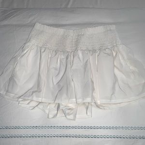 White lululemon shorts